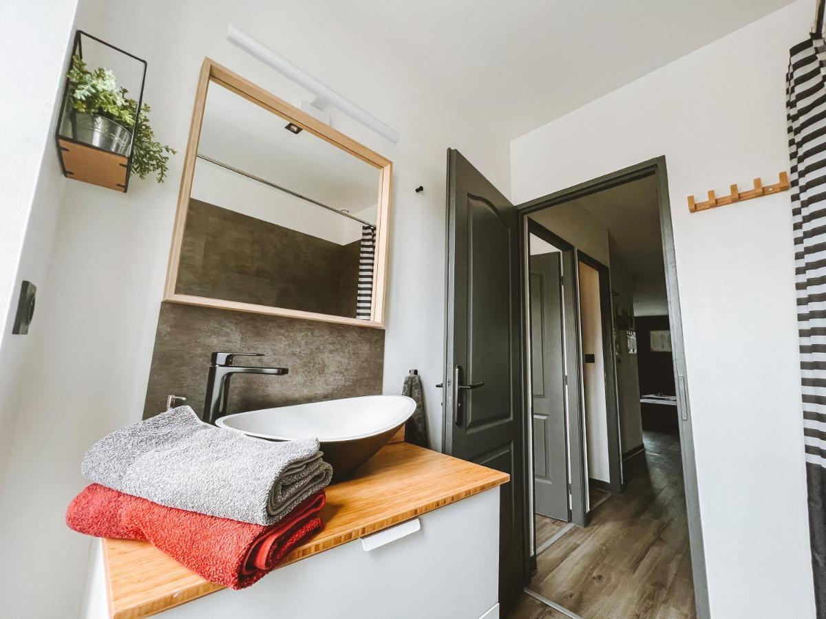 GEST-LOC LOCATION MEUBLÉE T3 Le DrômArdèchois - TOURNON SUR RHÔNE - ARDÈCHE Apartamento Exterior foto