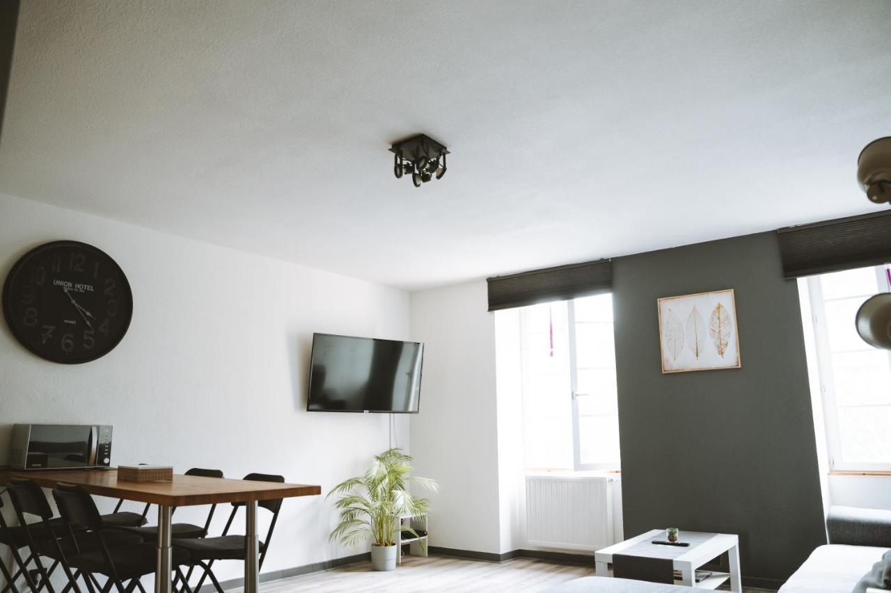 GEST-LOC LOCATION MEUBLÉE T3 Le DrômArdèchois - TOURNON SUR RHÔNE - ARDÈCHE Apartamento Exterior foto